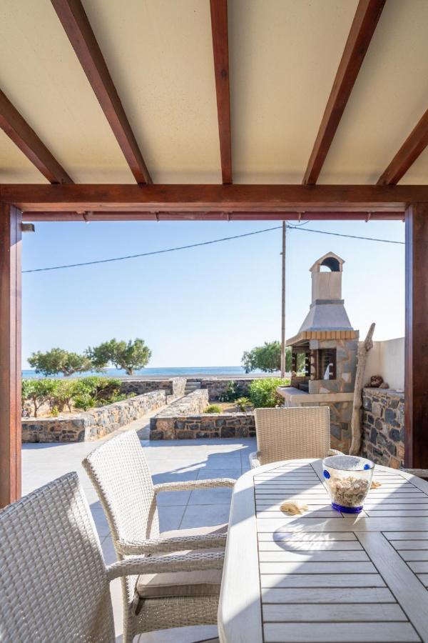 Vila Blue Coast House Goudhouros Exteriér fotografie